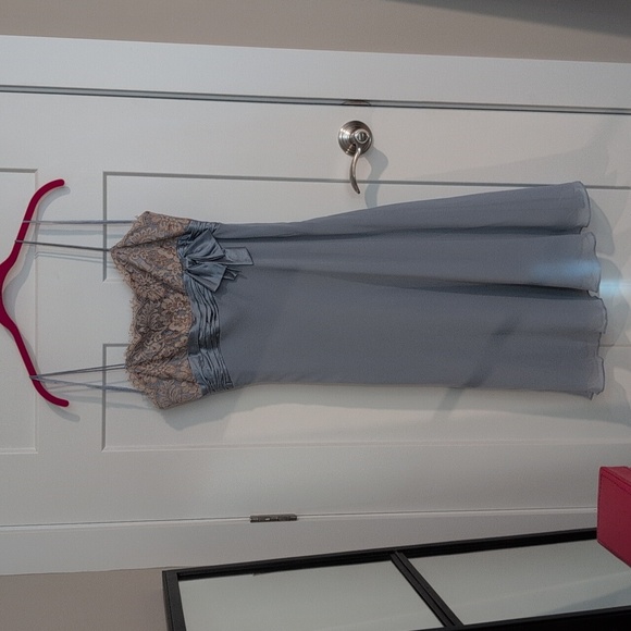 Anne Klein Women's Dress in Blue with Lace and Bow - Picture 1 of 11